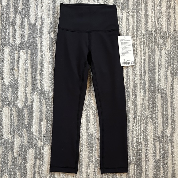 lululemon athletica Pants - NWT Lululemon Wunder Train HR Crop 21”- Size 2